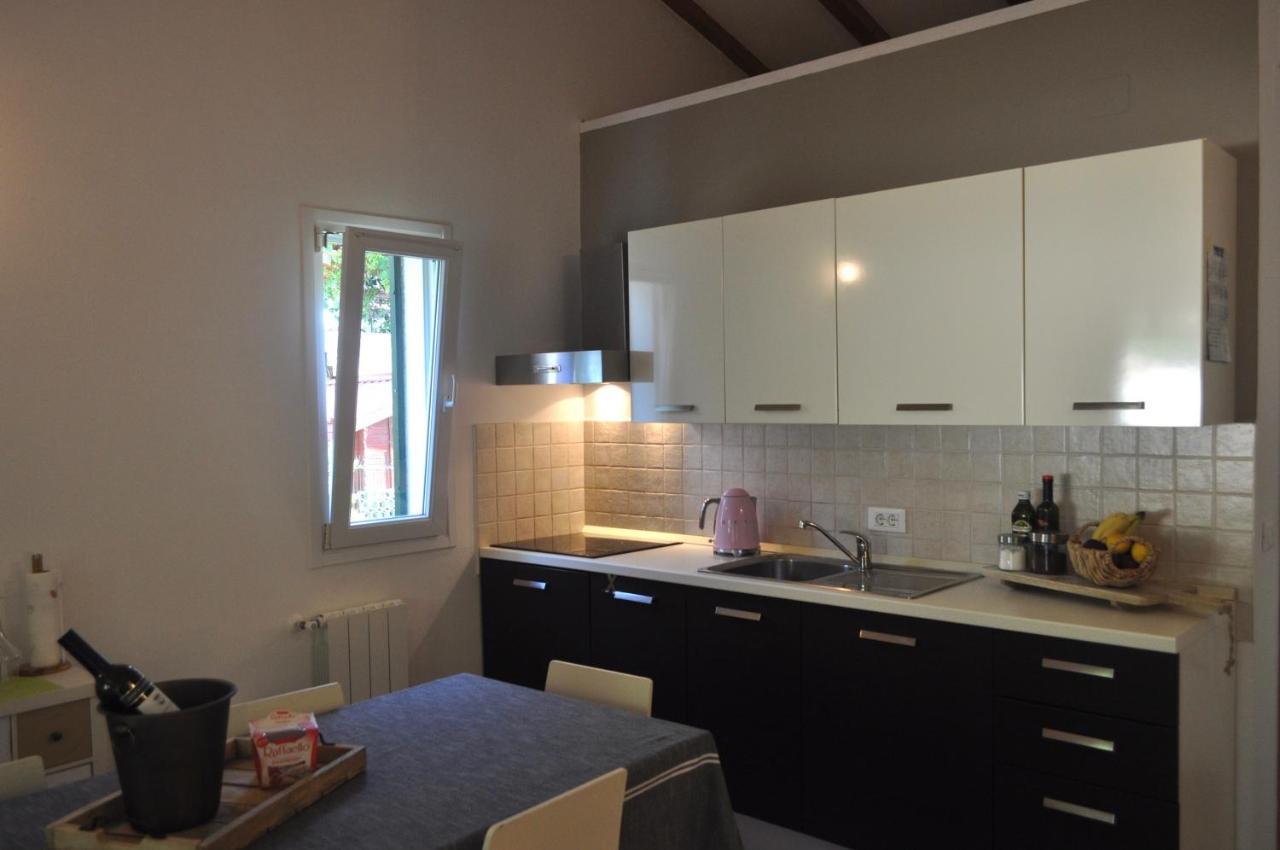 Kamenjak Volme, Cousy House With Pool Banjole Zewnętrze zdjęcie