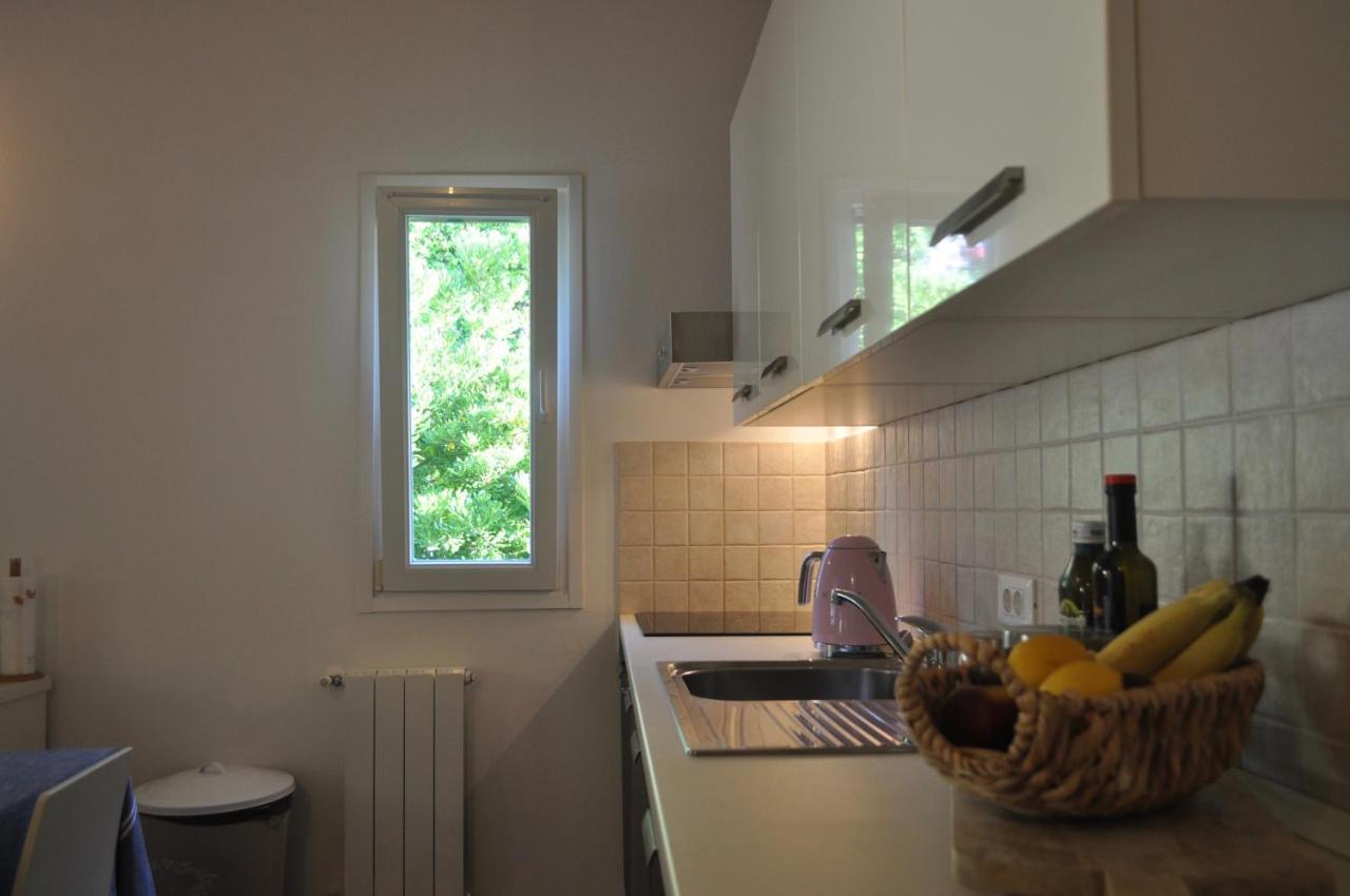 Kamenjak Volme, Cousy House With Pool Banjole Zewnętrze zdjęcie