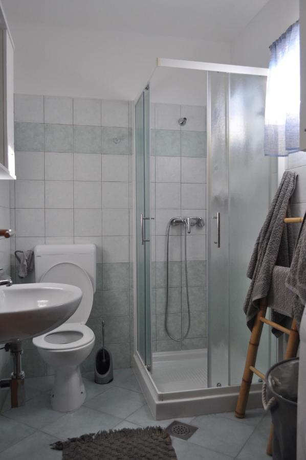 Kamenjak Volme, Cousy House With Pool Banjole Zewnętrze zdjęcie